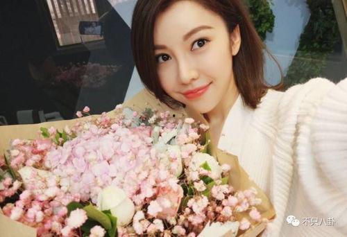 抖音古装网红吃瓜,揭秘幕后故事与热门话题